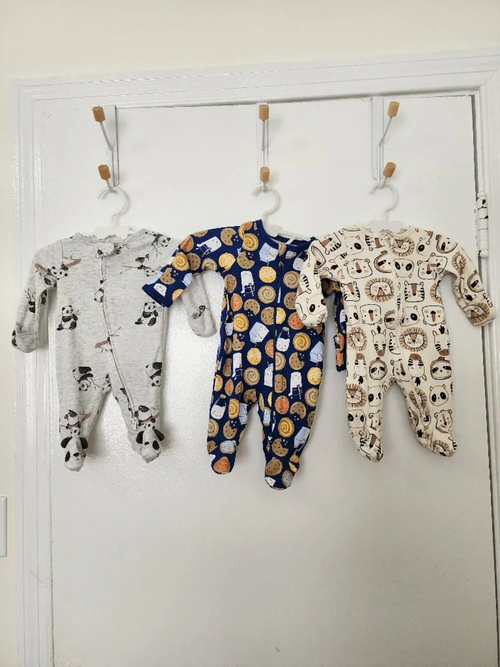 3 Newborn Sleepers
